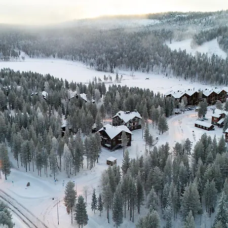 Nova A1, Hot Tub Access, Ski-in Ski-out By Aavalevi * Levi